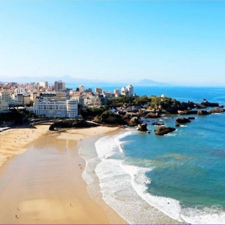 Studio Front De Mer Avec Piscine Et Balcon A Biarritz - Fr-1-3-412 Ngoại thất bức ảnh